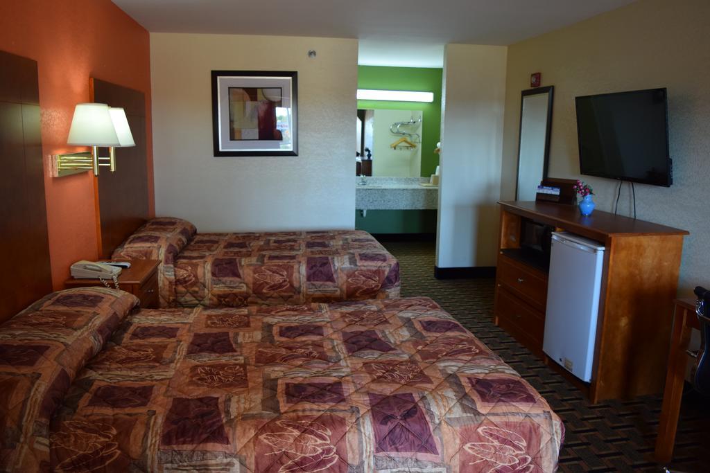 Royal Inn & Suites ดักลาสวิลล์ ภายนอก รูปภาพ